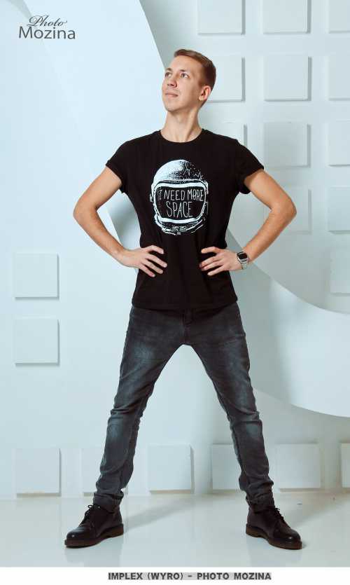 Если душа требует разнообразия, то в этом разделе вы можете посмотреть, как сделать оригинальные прически своими руками в домашних условиях