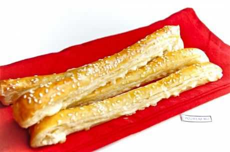 Затем переворачи ваем на блюдо