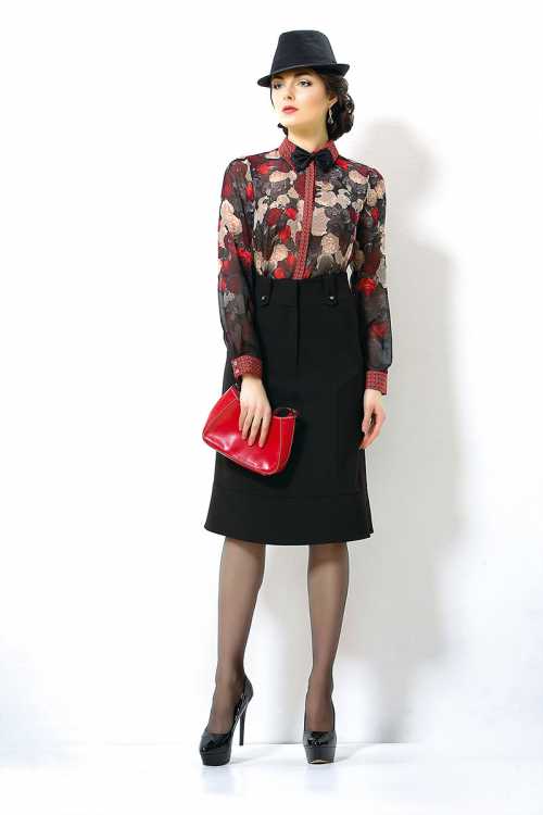 У нас вы можете купить оптом модные и современные женские шорты от известных производителей