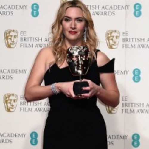 Маму певца похоронили в родном селе