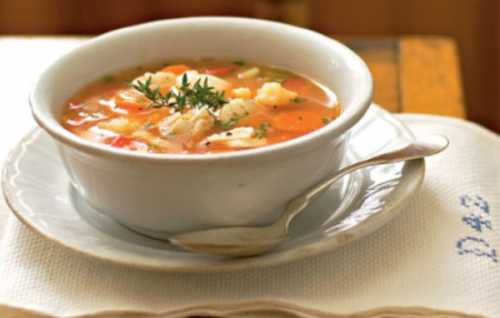 При чистке в обязательном порядке удалите из голов жабры, иначе бульон помутнеет