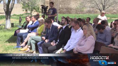 АРТКЛУБА Изумрудный город