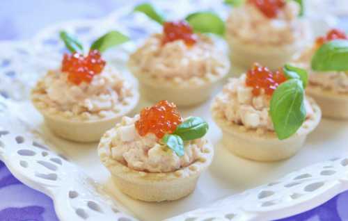 Составляющие в расчете на маленьких корзиночек диаметром см в каждую помещается по столовой ложке начинки