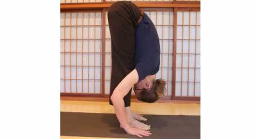 Комплекс упражнений  для растяжки ног: можно ли