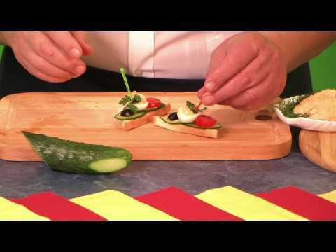 Бутерброд с ветчиной и сыром занимает одно из первых мест, если так можно сказать, в рейтинге вкуснейших завтраков с того самого времени, как люди научились готовить два этих продукта