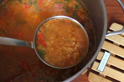 Утром у красной уже появились маленькие ростки, а у франзуцкой они стали видны и она стала съедобной