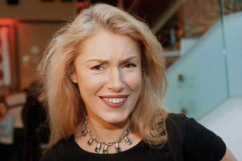 Однако сложность заключается в том, что когда задаешь определенный уровень, то зритель ожидает и впредь подобных песен, а это не всегда получается, пишет сайт