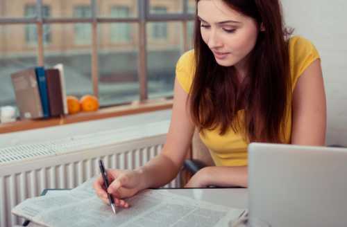 По мнению, обращать внимание на это не стоит это обычная попытка работодателя расположить к себе потенциальных сотрудников