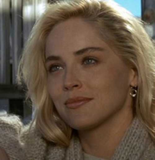 Даже лет солидный юбилей она отметила так, что ей можно поставить как минимум лайк