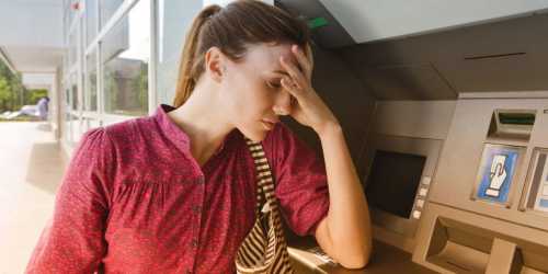 Что делать если банкомат зажевал деньги