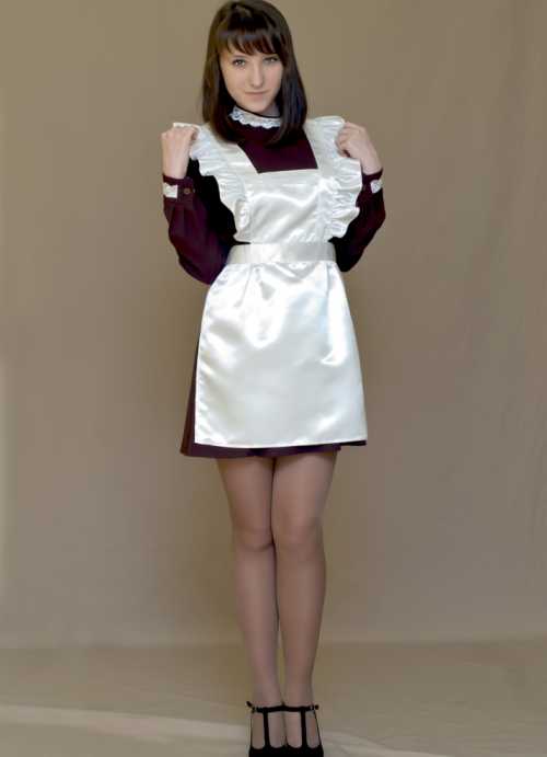 Школьная форма с фартуком для старшеклассниц