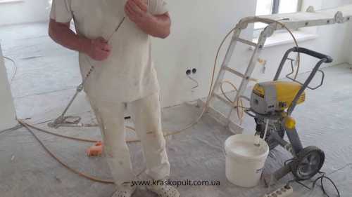 Покраска потолка