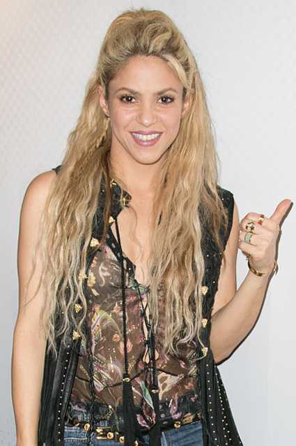 Выделите ее и нажмите одновременно клавиши и поделиться