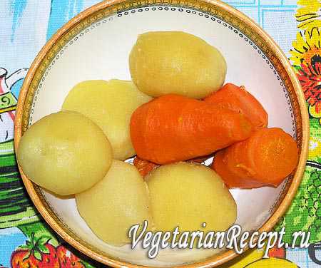 А еще надо собрать малину, сложно