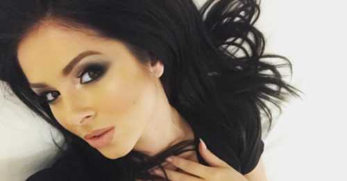 Собчак похвалилась плоским животом