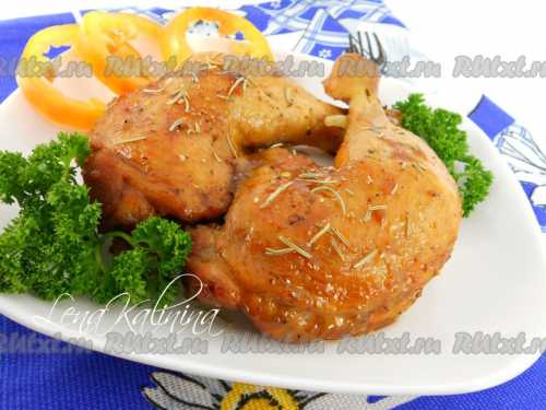 Положите пакет с ножками в холодильник на час или два, а можно и на более долгий срок, даже на ночь, от этого они будут только вкуснее