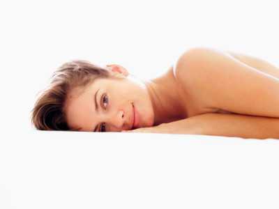 Сам палец при этом краснеет и становится похож на сосиску