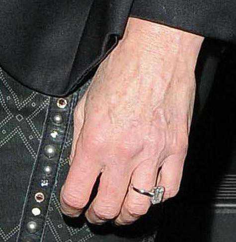 Эль Макферсон: долгая дорога к счастью