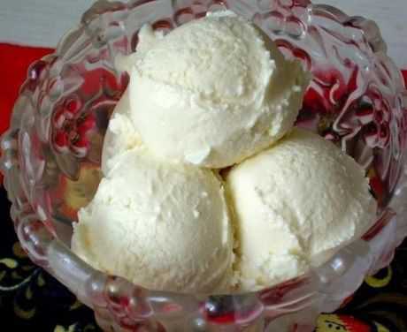 ЧТОБЫ ПОМИДОРЧИКИ БЫЛИ КРУПНЫМИ Чтобы любимые помидоры были крупными и созревали быстрее, приготовим для них полезные напитки в литров добавим капли йода