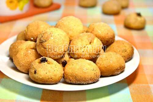 Печенье с изюмом