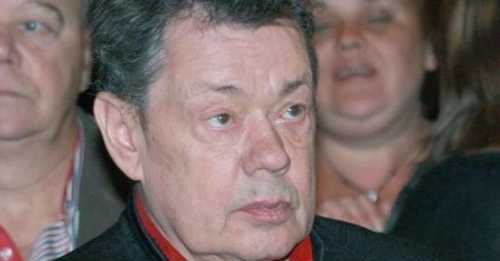 Сын Караченцова высказался о госпитализации отца