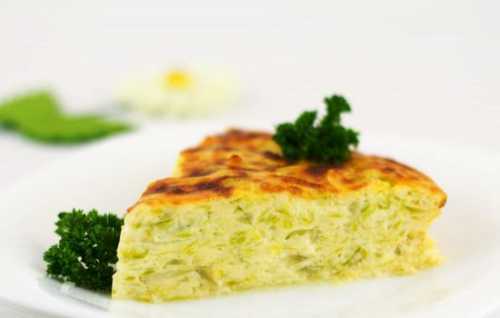 К этому блюду очень подходит кислосладкий соус и корейские солености килограмм свиной вырезки