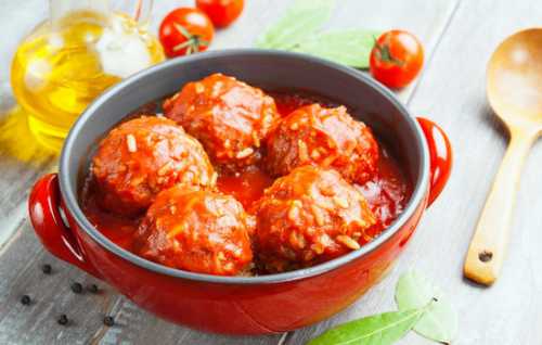 На соус кетчуп и сметана по г соль щепотка молотые жгучий и черный перец, приправа для мяса г