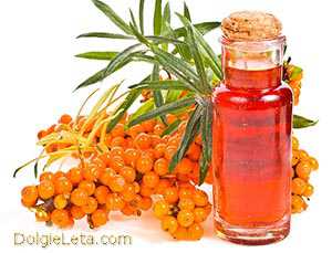 Сужает поры и снимает воспаления